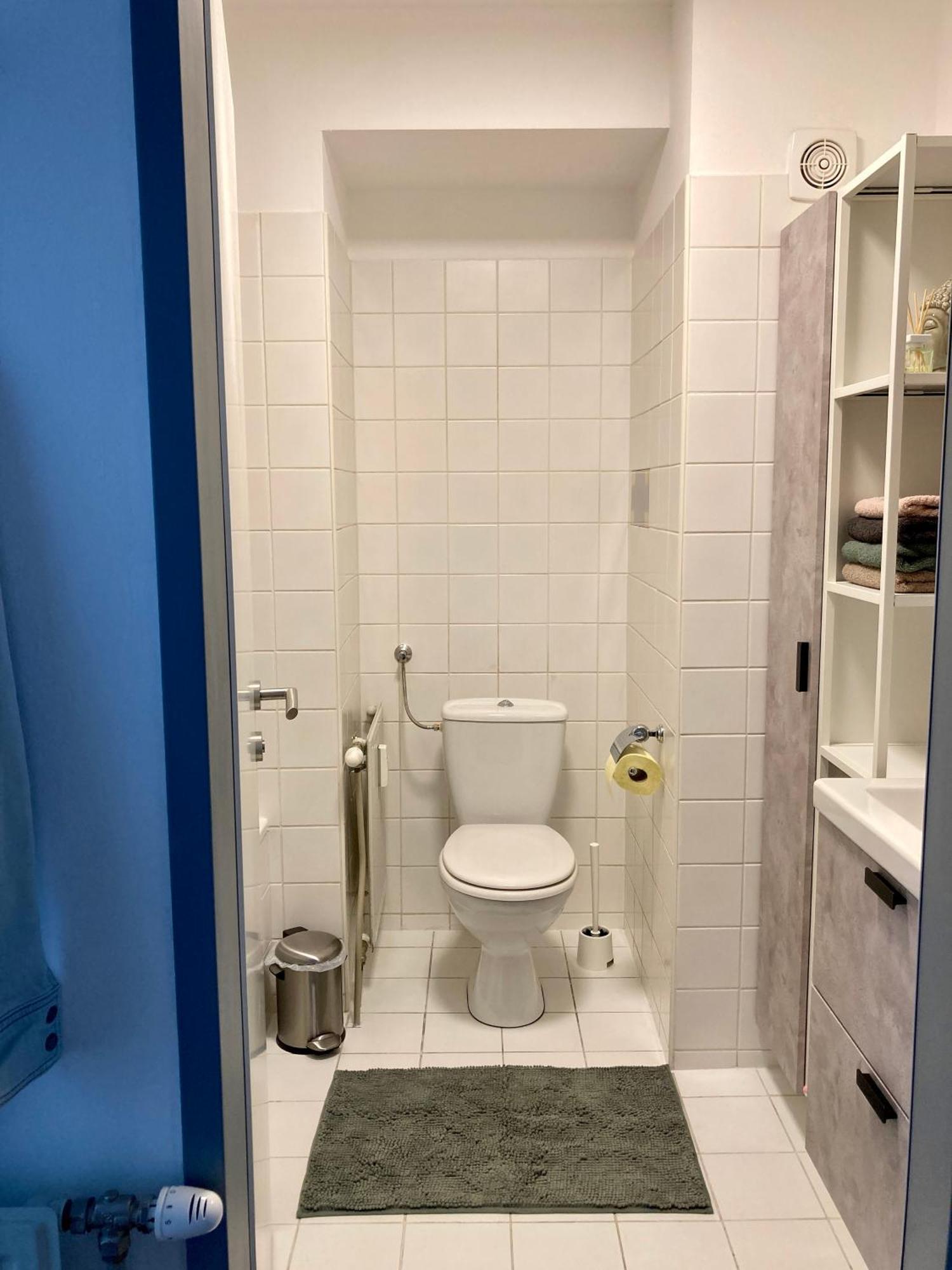 Apartment For 2 In Margareten Вена Экстерьер фото